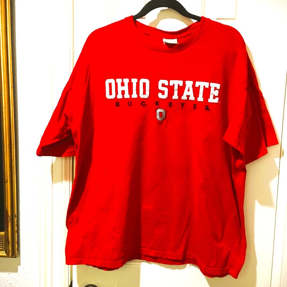 $7 or 2/$10 tshirt sale: Vintage Y2K Ohio State University Embroidered t-shirt